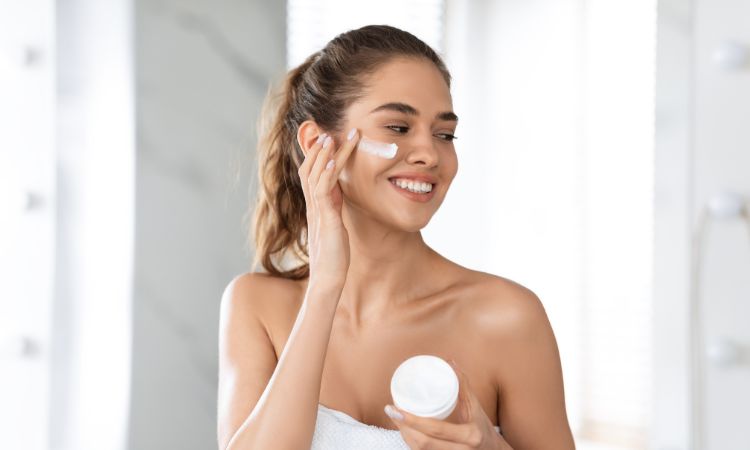 Descubre si estás aplicando los cuidados faciales básicos